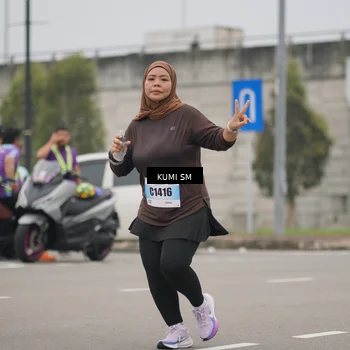 Runner Photo 7245418