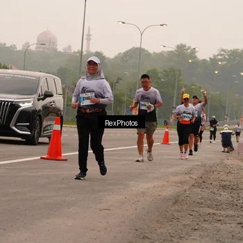 Runner Photo 7245435