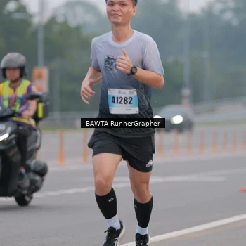 Runner Photo 7245450