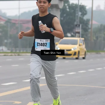 Runner Photo 7245457