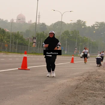 Runner Photo 7245465