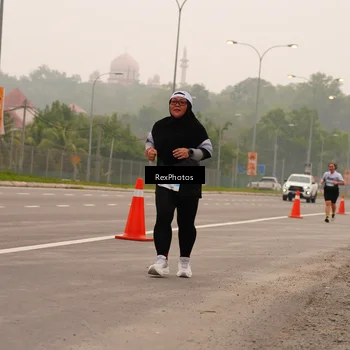 Runner Photo 7245479