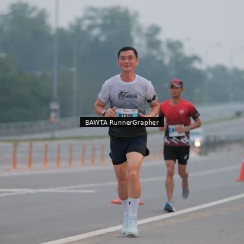 Runner Photo 7245480