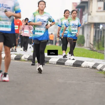 Runner Photo 7245736