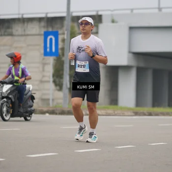 Runner Photo 7245772