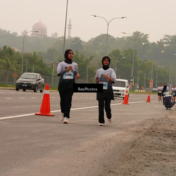Runner Photo 7245774
