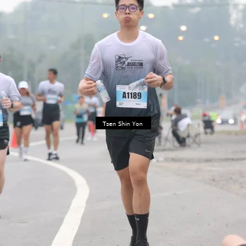 Runner Photo 7245915