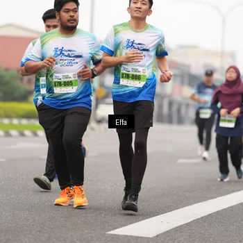 Runner Photo 7245917