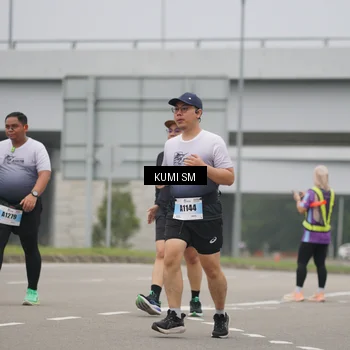Runner Photo 7246003