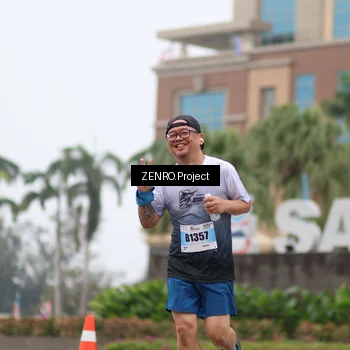 Runner Photo 7246013