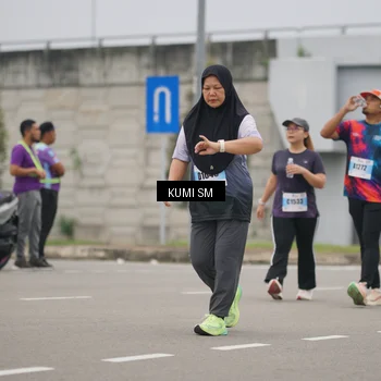 Runner Photo 7246102