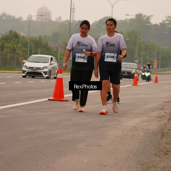 Runner Photo 7246116