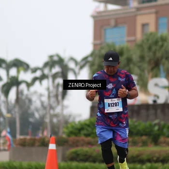 Runner Photo 7246125