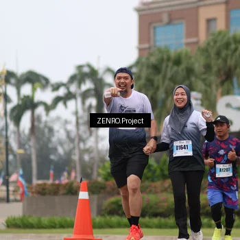 Runner Photo 7246287