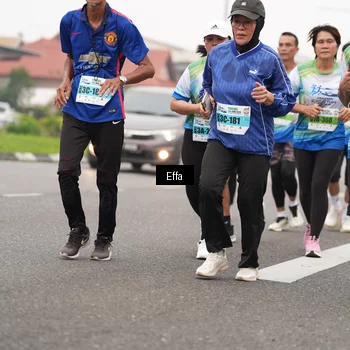 Runner Photo 7246343