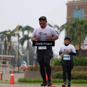 Runner Photo 7246352