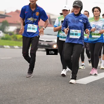 Runner Photo 7246358