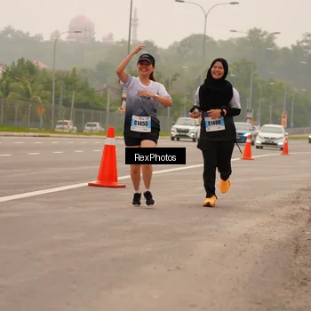 Runner Photo 7246387
