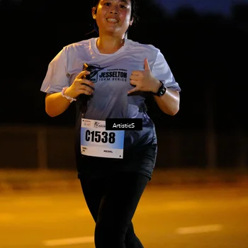 Runner Photo 7246396