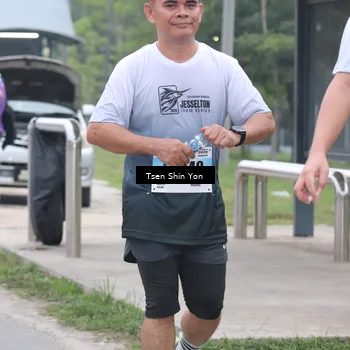 Runner Photo 7246462