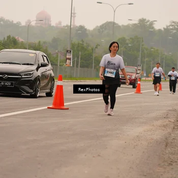 Runner Photo 7246602