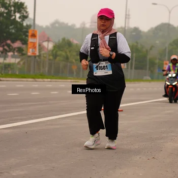 Runner Photo 7246699