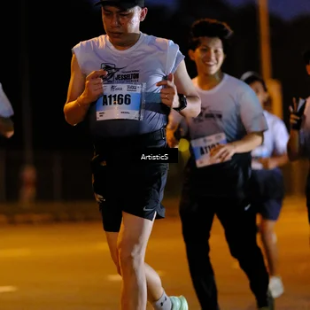 Runner Photo 7246748
