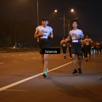 Runner Photo 7246751