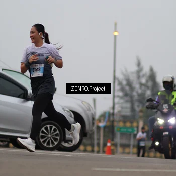 Runner Photo 7246754