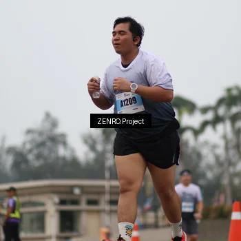 Runner Photo 7246787