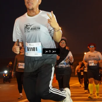 Runner Photo 7246859