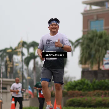 Runner Photo 7246875
