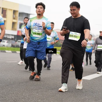 Runner Photo 7246876