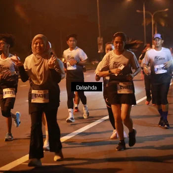 Runner Photo 7246887