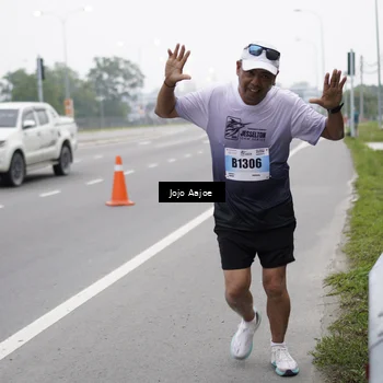 Runner Photo 7246894