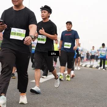 Runner Photo 7246896