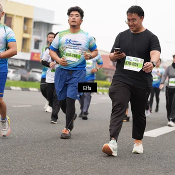 Runner Photo 7246906