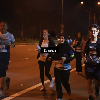 Runner Photo 7246909