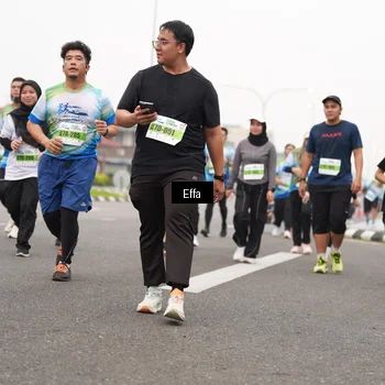 Runner Photo 7246921