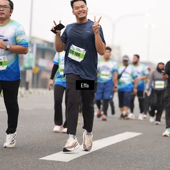 Runner Photo 7246991