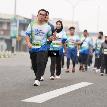Runner Photo 7246993