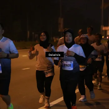 Runner Photo 7247013