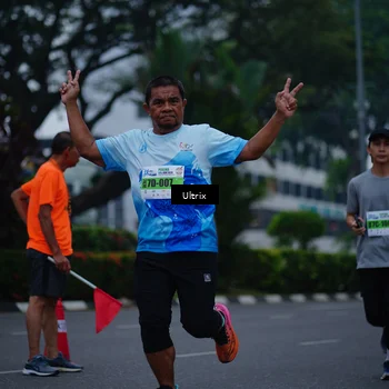 Runner Photo 7247125