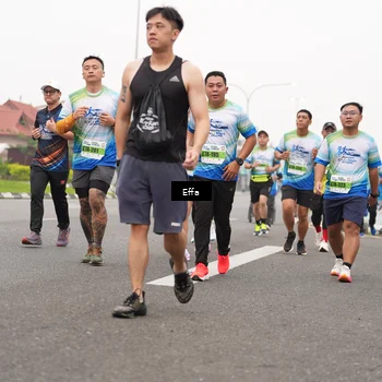 Runner Photo 7247304