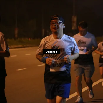 Runner Photo 7247308