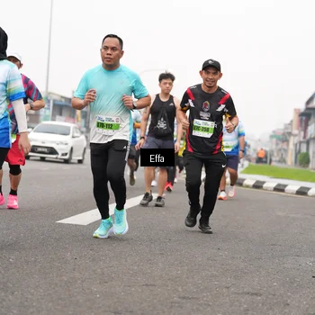 Runner Photo 7247332