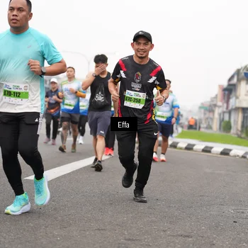 Runner Photo 7247364