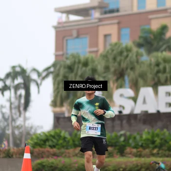 Runner Photo 7247372