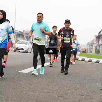 Runner Photo 7247373
