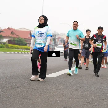 Runner Photo 7247385